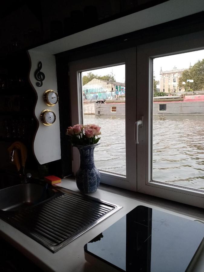 Edouard Boat Otel Brüksel Dış mekan fotoğraf